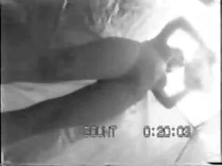 Kinky sexcraving հասուն պոռնիկը խաղում է իր հետ